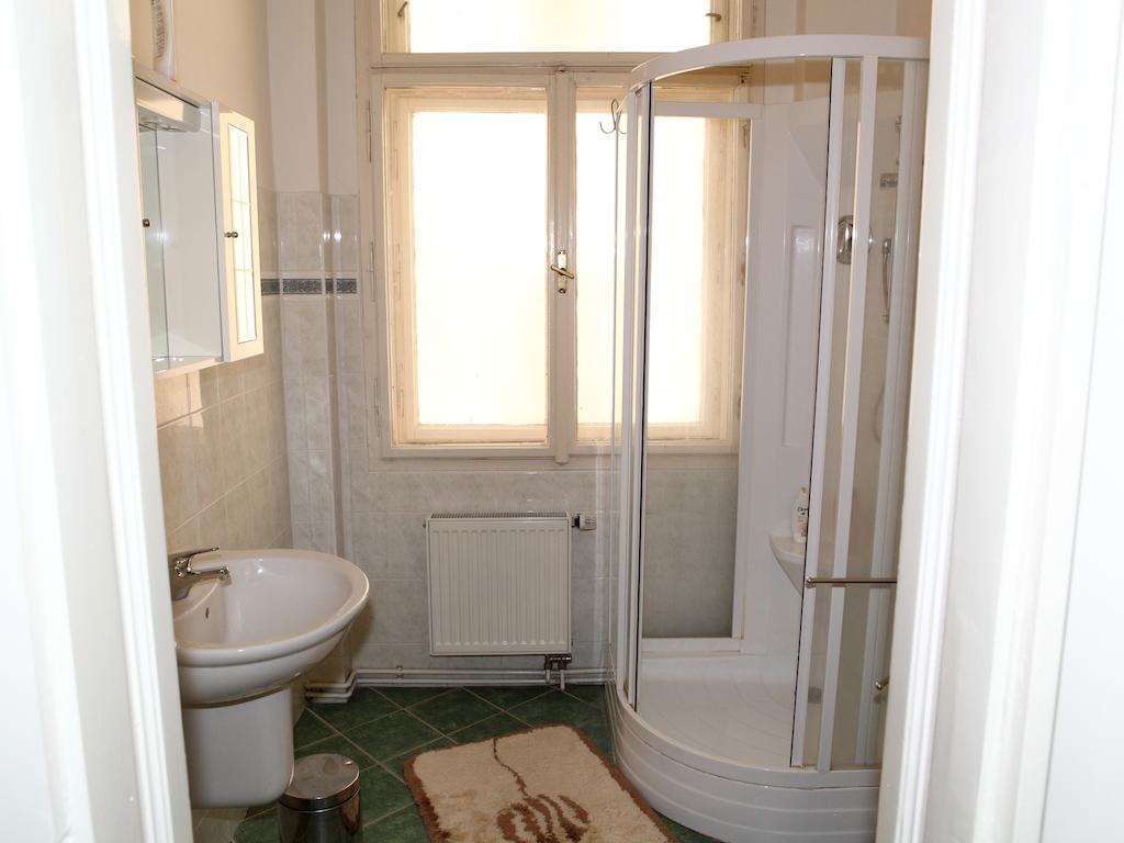 7K - Apartmany Lazenska Карловы Вары Экстерьер фото