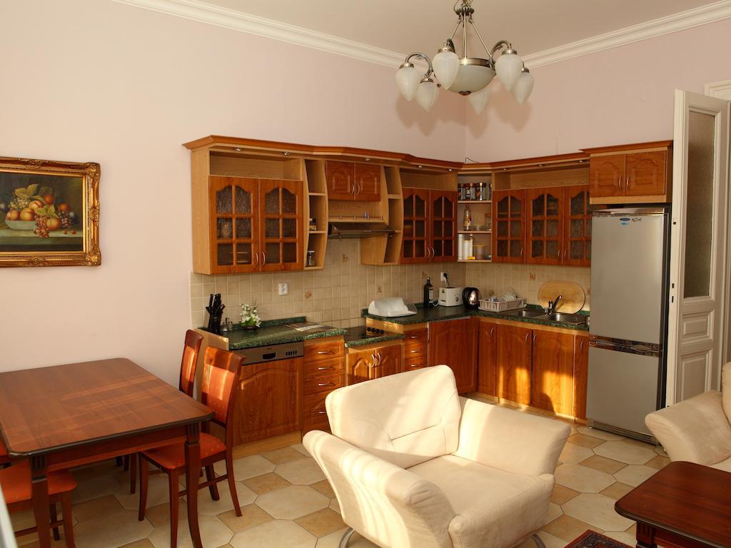 7K - Apartmany Lazenska Карловы Вары Номер фото