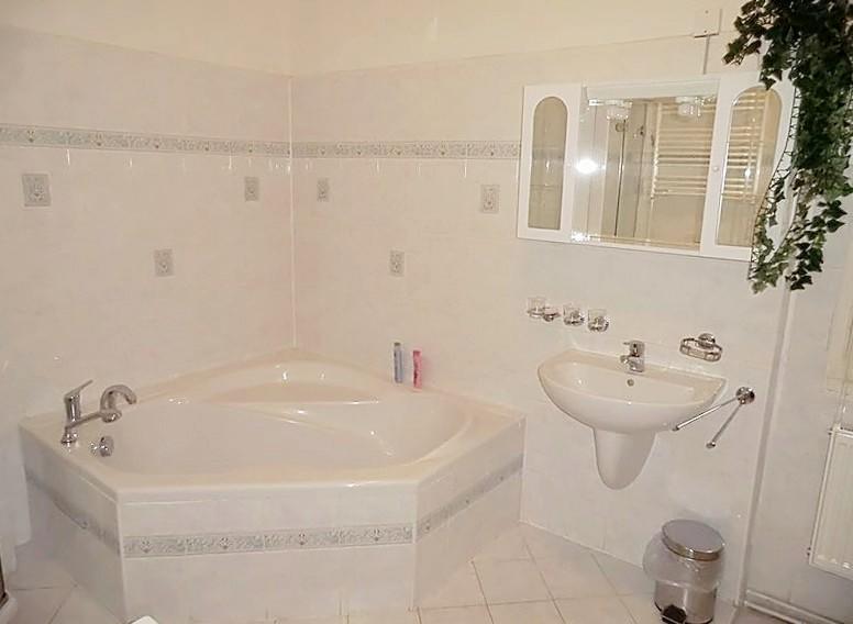7K - Apartmany Lazenska Карловы Вары Номер фото